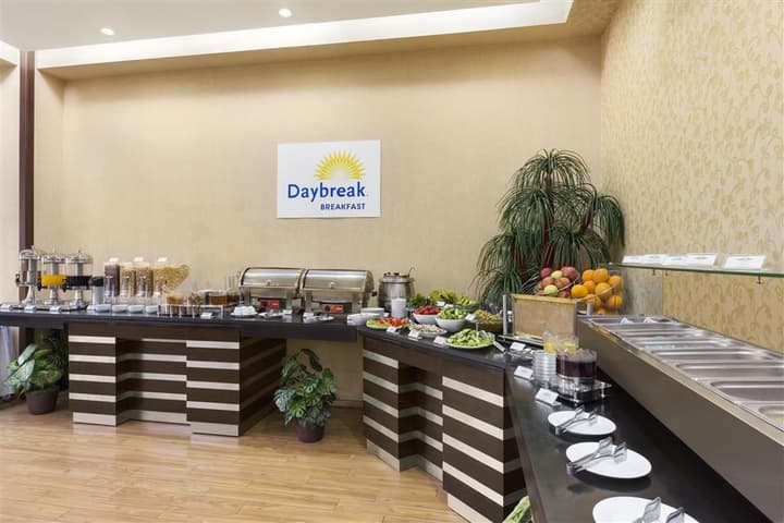 DaysHotelBaku