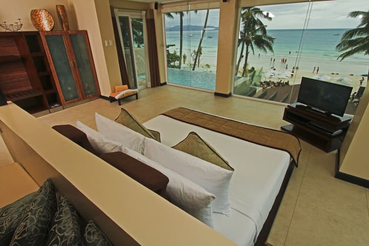 Two Seasons Boracay Resort