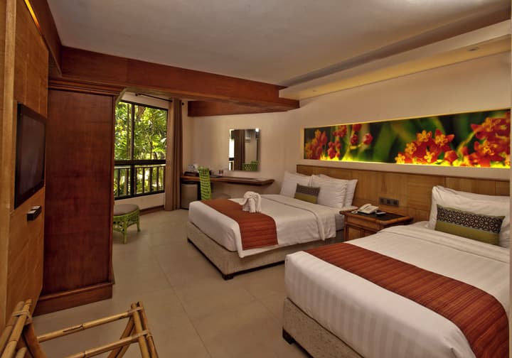 Costabella Tropical Beach Hotel
