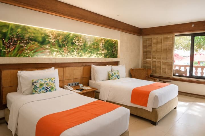 Costabella Tropical Beach Hotel
