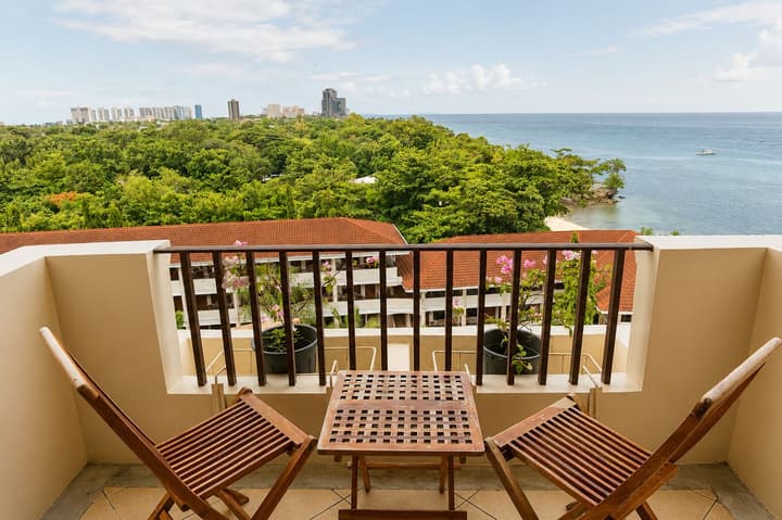 Costabella Tropical Beach Hotel