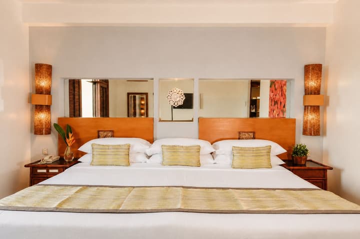 Costabella Tropical Beach Hotel
