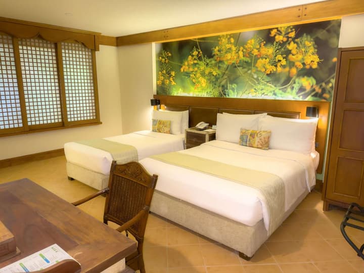Costabella Tropical Beach Hotel