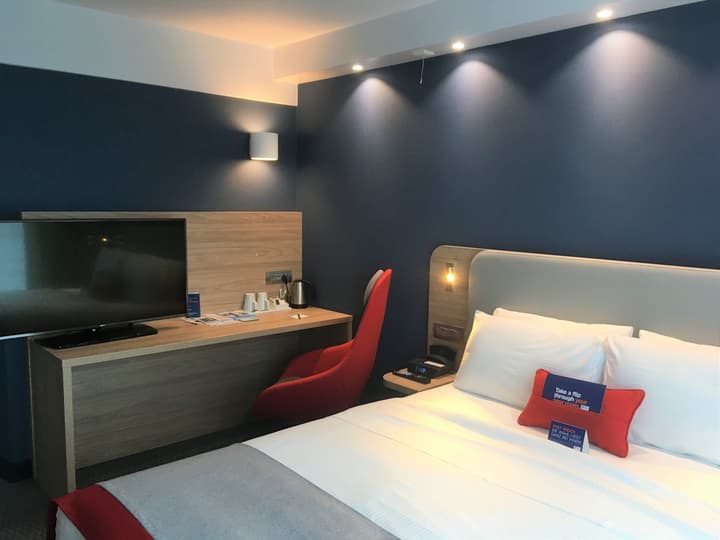 Holiday Inn Express Zurich Airport by IHG