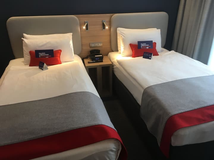 Holiday Inn Express Zurich Airport by IHG