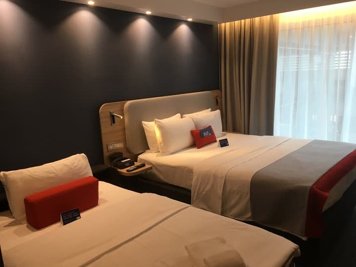 Holiday Inn Express Zurich Airport by IHG