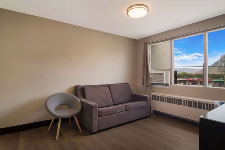 Canadas Best Value Inn & Suites Kamloops