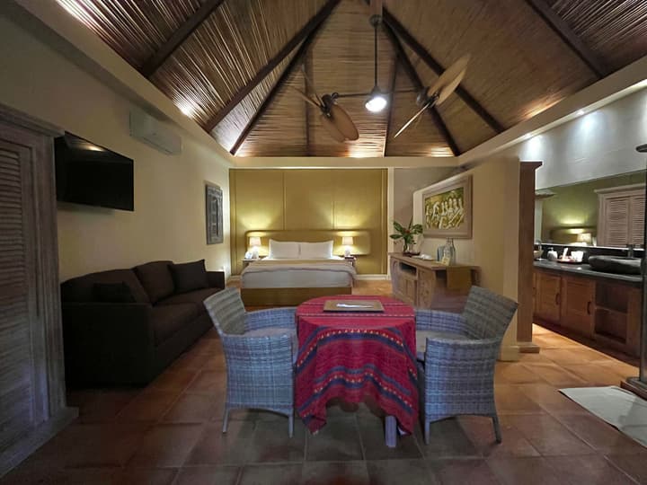 Coco Grove Beach Resort