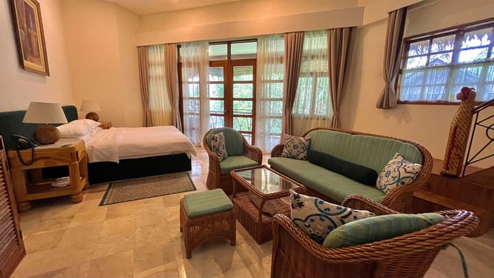 Coco Grove Beach Resort