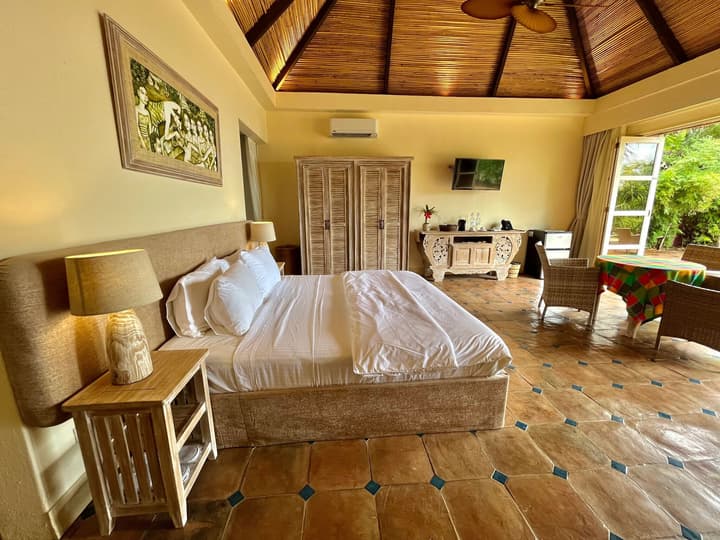 Coco Grove Beach Resort