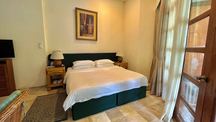 Coco Grove Beach Resort