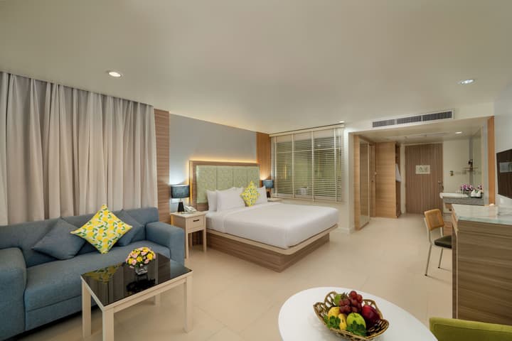 The Briza Beach Resort Khaolak