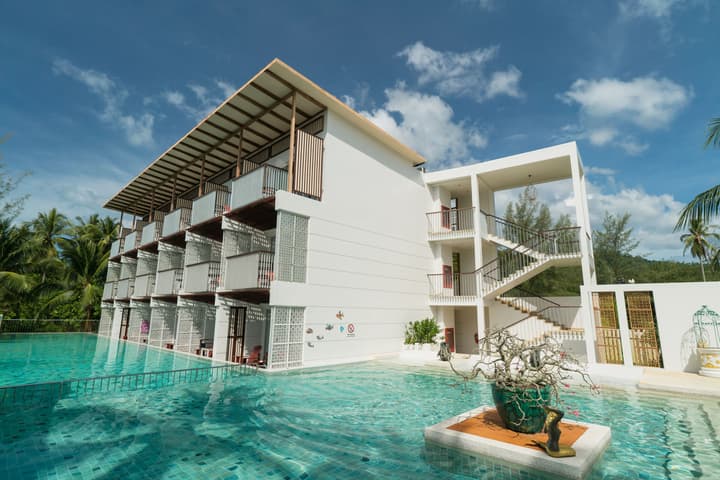 The Briza Beach Resort Khaolak
