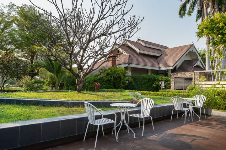 Le Charme Sukhothai Historical Park Resort
