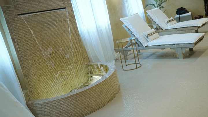Albatros Hotel
