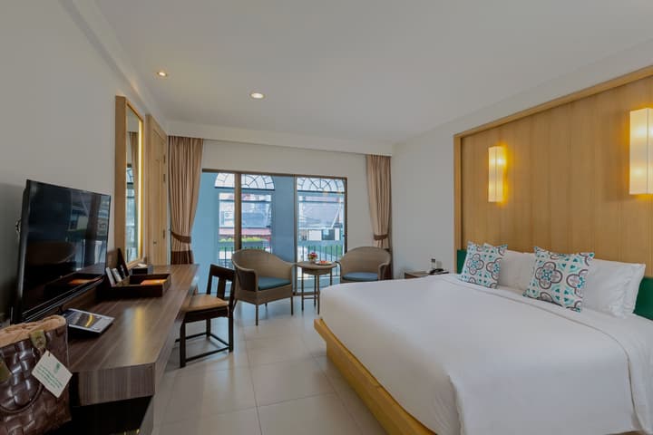 Sawaddi Patong Resort & Spa by Tolani