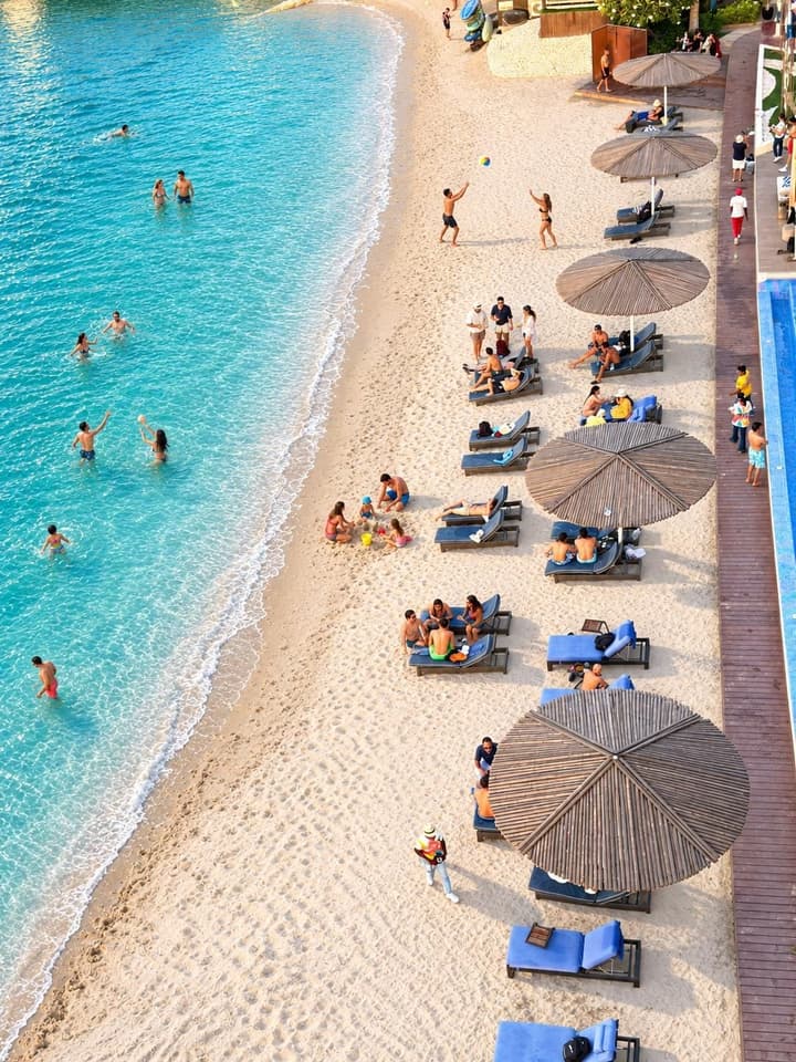 Dragon Beach Hotel