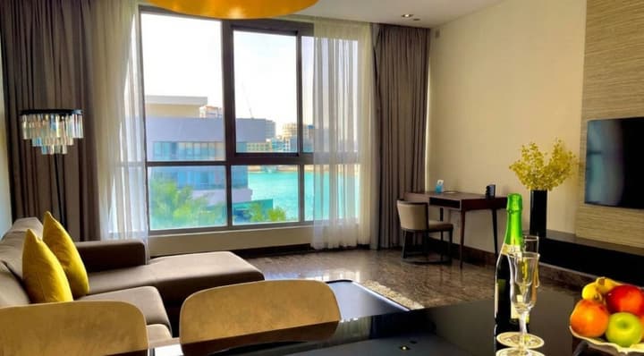 Dragon Beach Hotel
