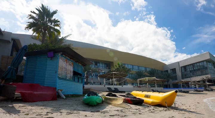 Dragon Beach Hotel