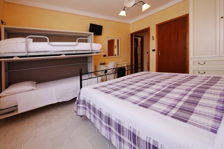 Hotel Mediterraneo