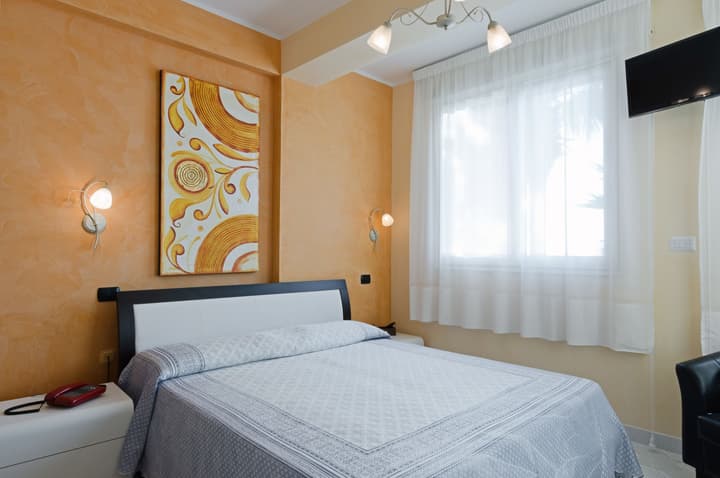 Hotel Mediterraneo