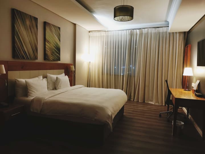 DoubleTree by Hilton Cape Town - Upper Eastside