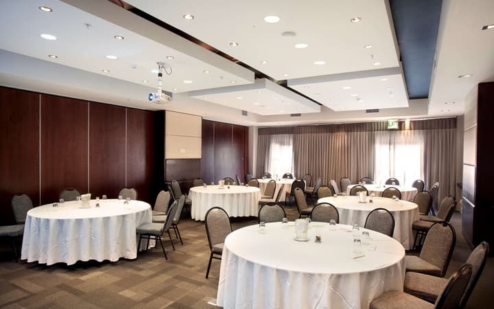 DoubleTree by Hilton Cape Town - Upper Eastside
