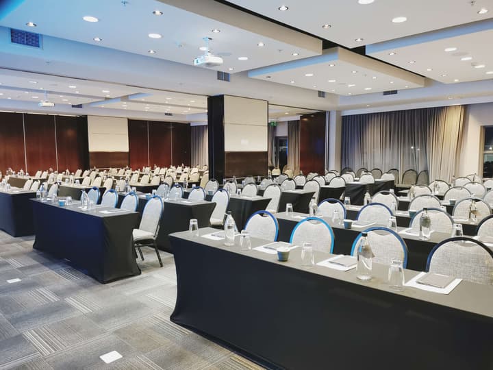 DoubleTree by Hilton Cape Town - Upper Eastside