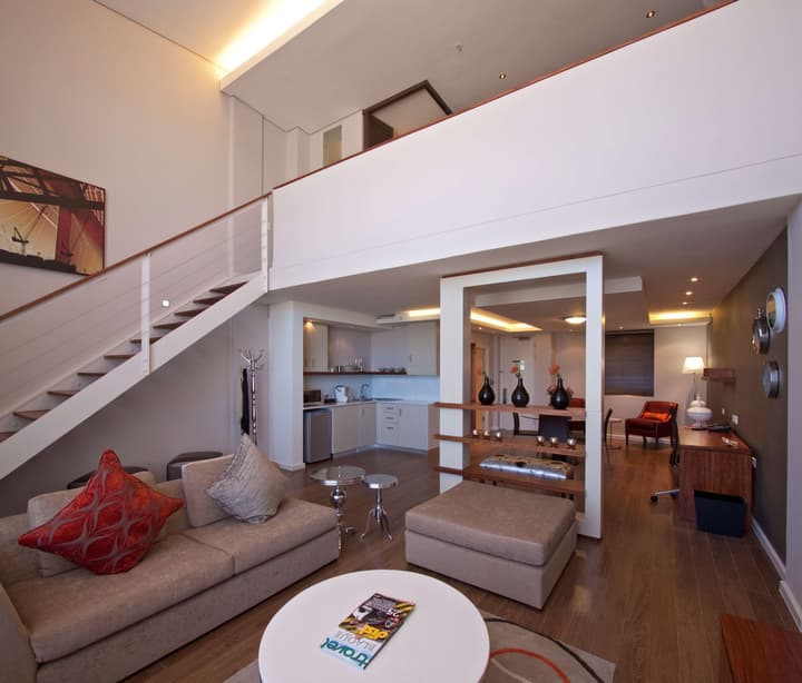 DoubleTree by Hilton Cape Town - Upper Eastside