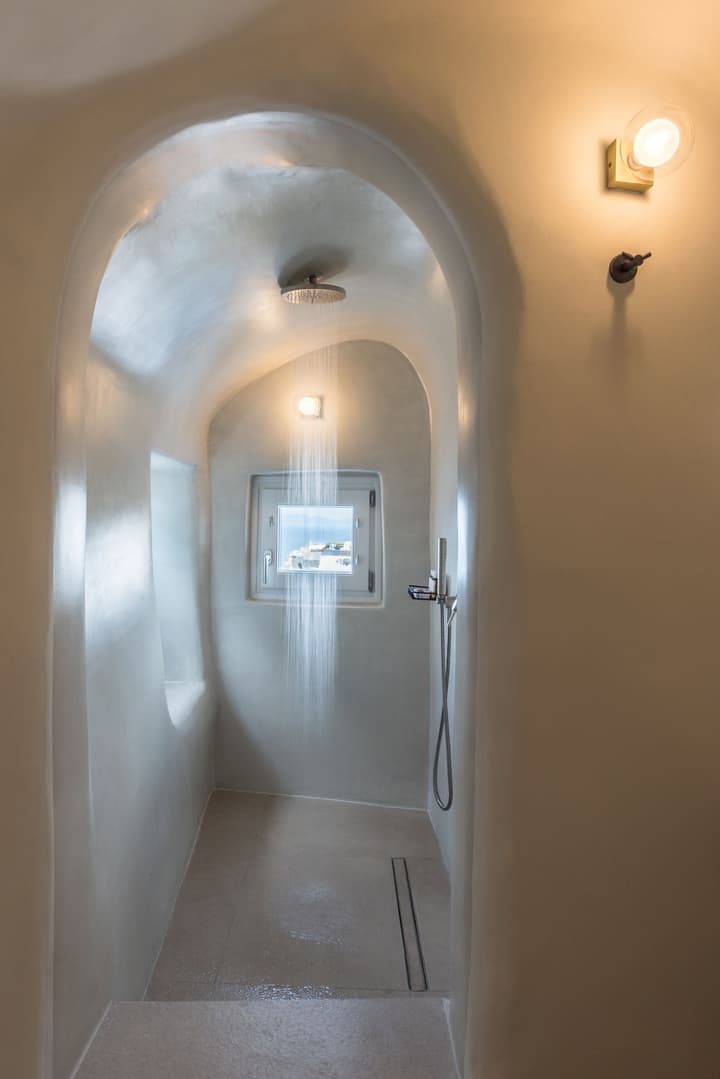 Art Maisons Oia Castle