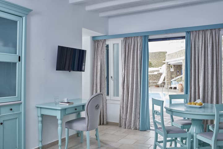 Arte & Mare Elia Luxury Suites & Idolio Vllas