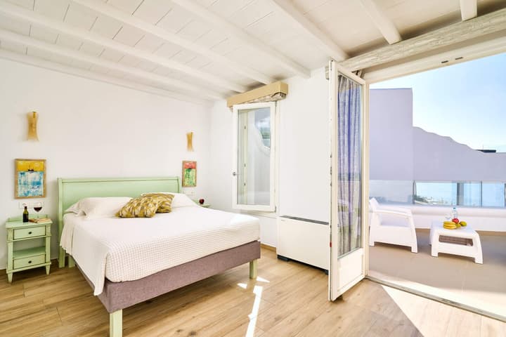 Arte & Mare Elia Luxury Suites & Idolio Vllas