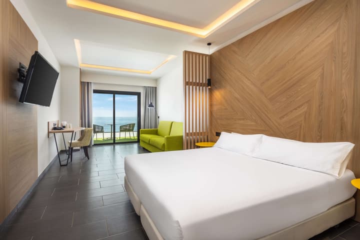 Occidental Roca Negra – Adults Only
