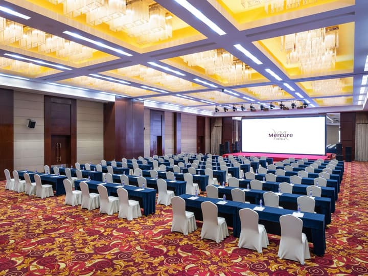 Mercure Beijing Downtown