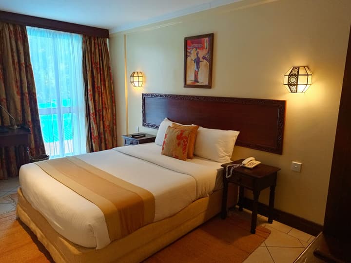 The Heron By Sarovar Portico India