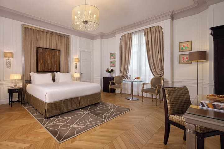 Majestic Hotel - SPA Champs Elysées