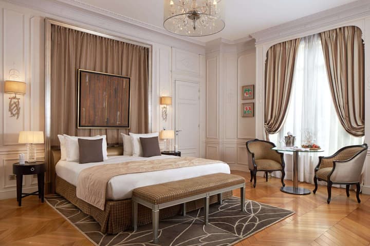 Majestic Hotel - SPA Champs Elysées