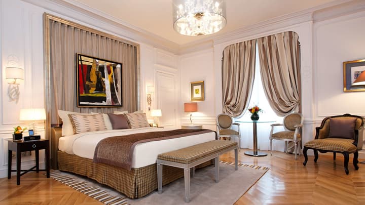 Majestic Hotel - SPA Champs Elysées