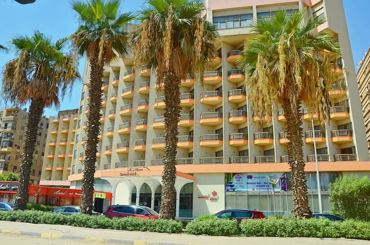 Aracan Pyramids Hotel