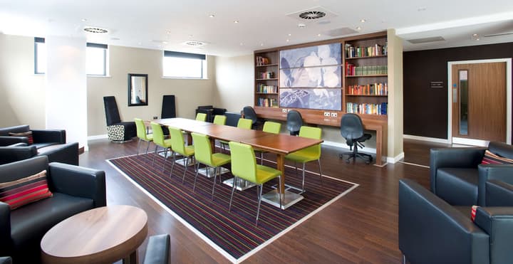 Hampton by Hilton Liverpool City Center