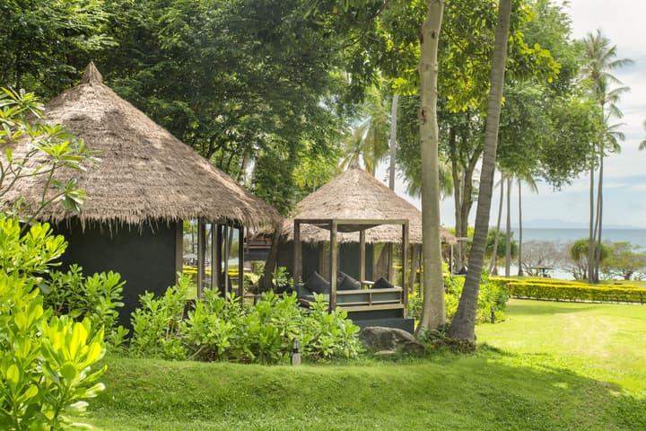 Haadtien Beach Resort