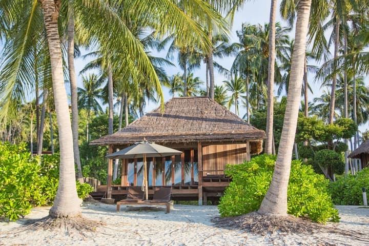 Haadtien Beach Resort