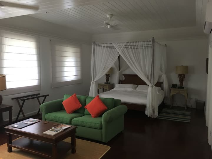 Atlantis Historic Inn