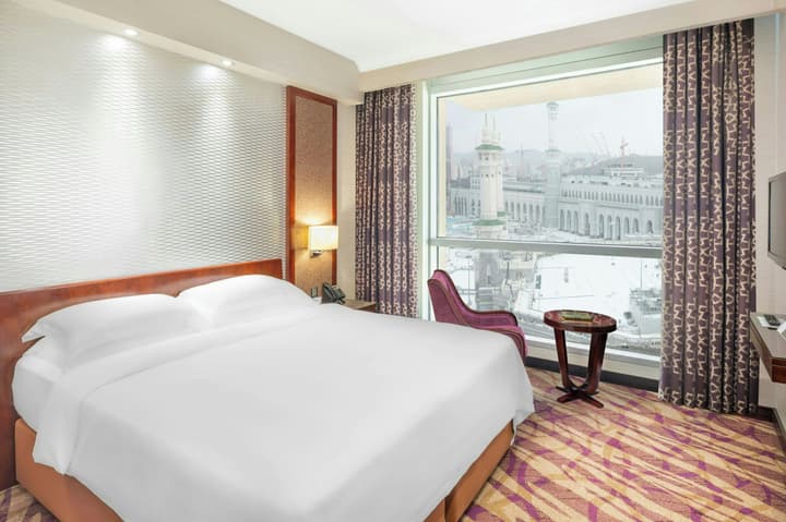 Al Marwa Rayhaan by Rotana