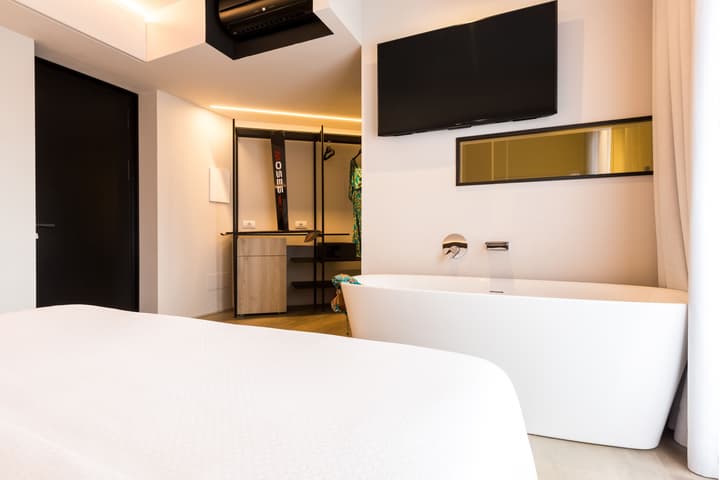 Goti' Hotel