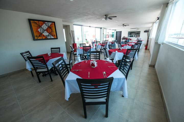 Hotel Portonovo Plaza Malecón
