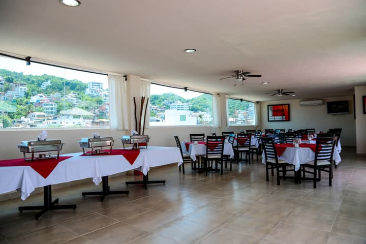 Hotel Portonovo Plaza Malecón