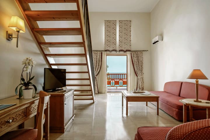 Canvas by Mitsis Family Village