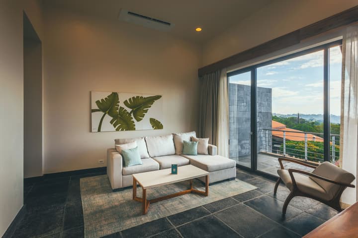 Los Altos Resort