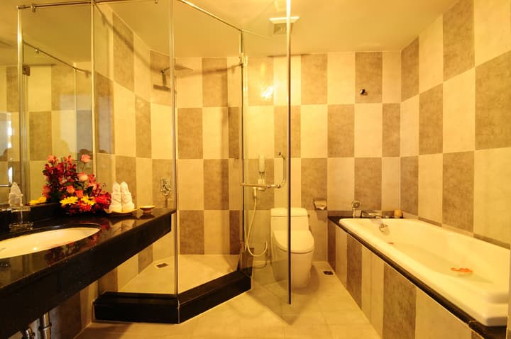 Romance Hotel